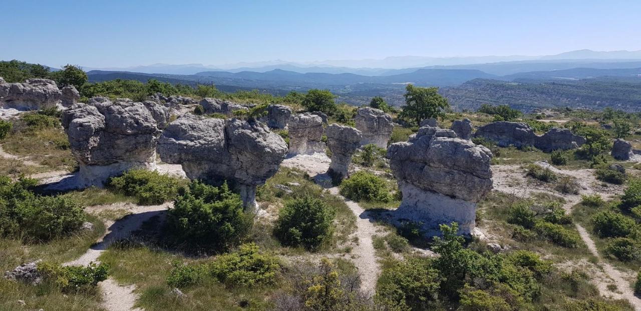 La Maison De Lalouette Forcalquier Luaran gambar